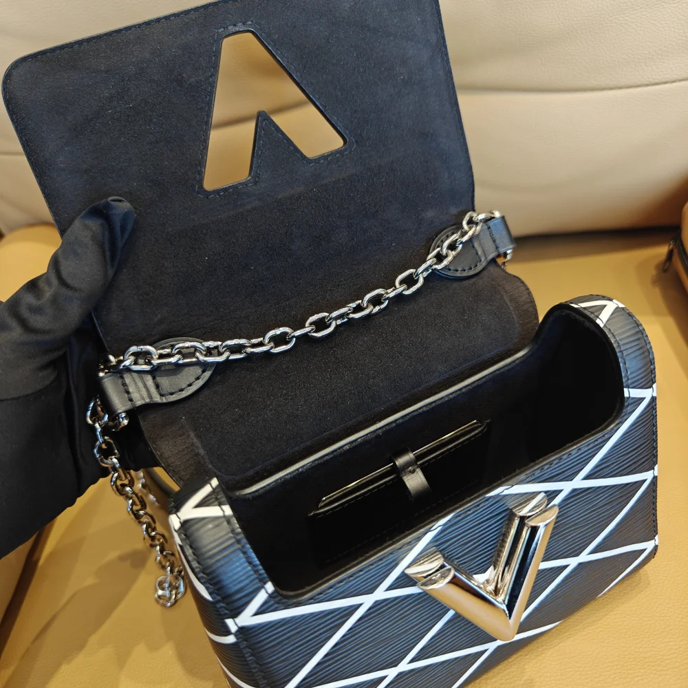 Louis Vuitton Black/White Malletage Leather Twist PM Shoulder Bag - Picture 7 of 12
